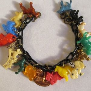 VTG DOG LOVERS CRACKER JACK CHARM BRACELET 1930-60
